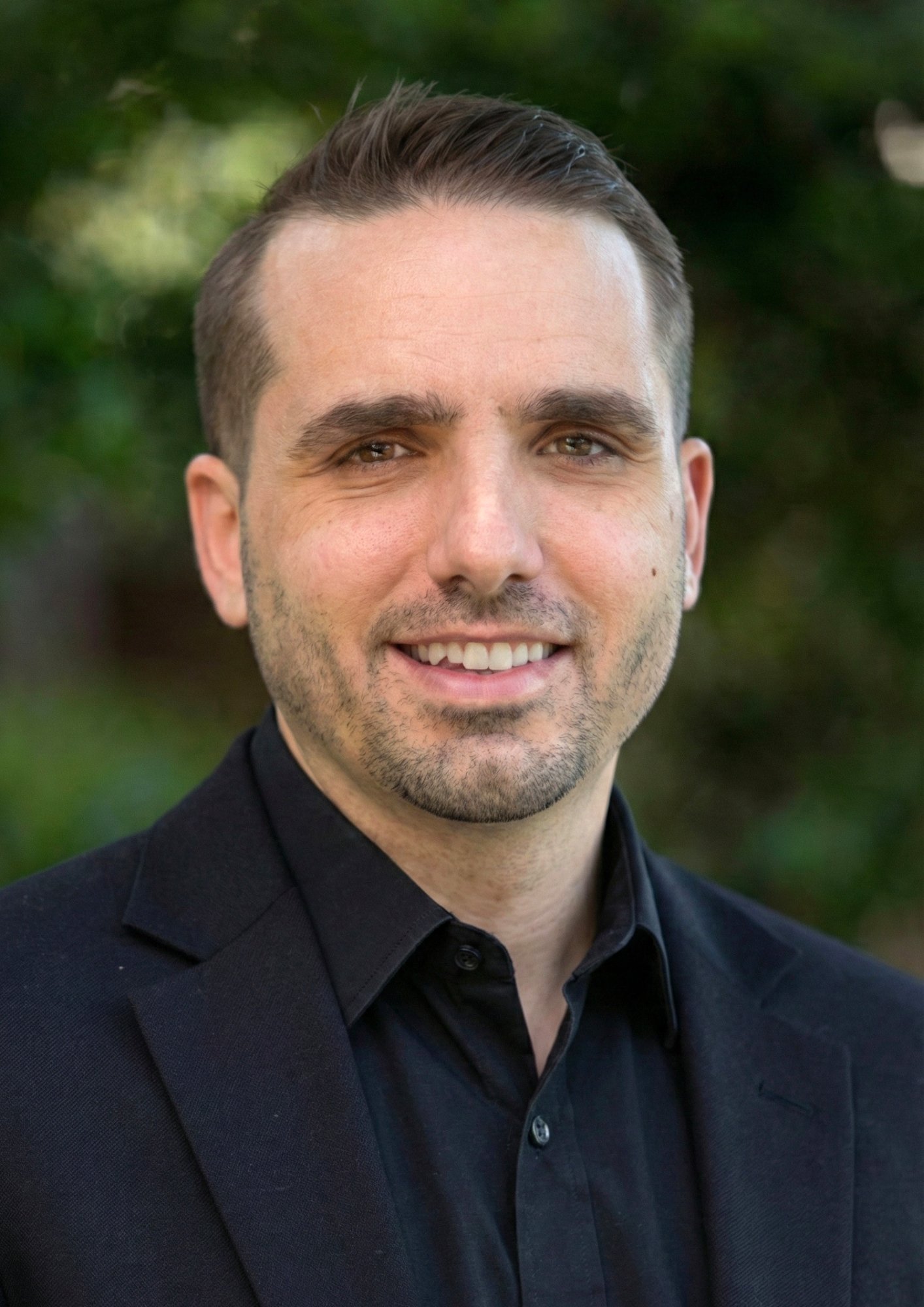 Davide Palmer — private piano instructor serving Roswell, Mountain Park, Crabapple, and Historic Roswell, GA